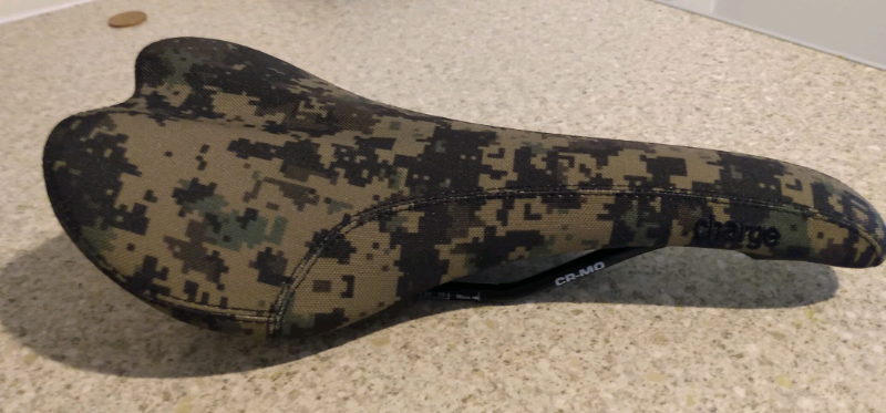 charge spoon camo